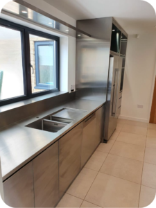 Susceptibility to Scratches and Physical Impact in Rust in Stainless Steel Modular Kitchens